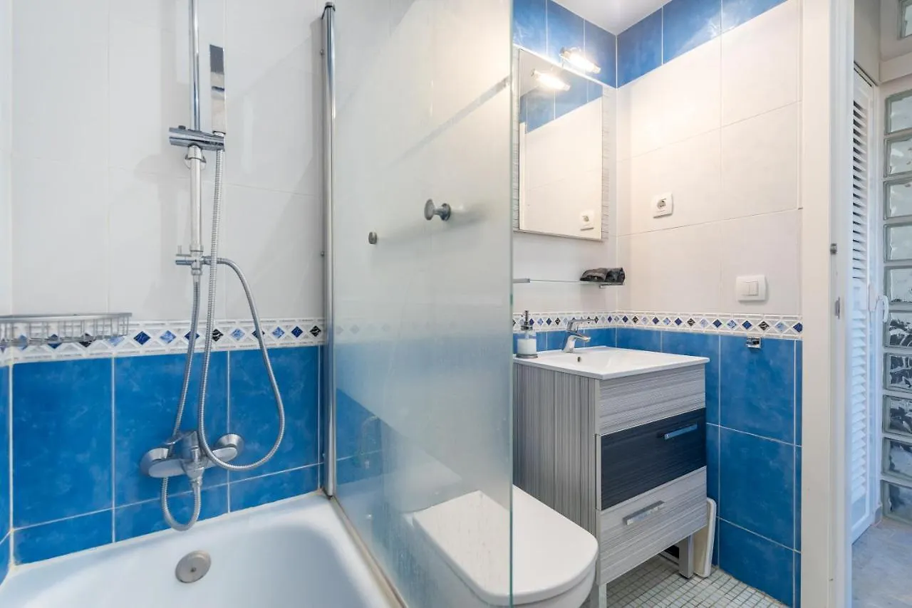 Luxury 3 Bed Apartment Torreblanca Fuengirola 0*,  Spanyolország